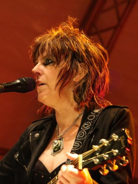 04-A0.00-BurgGrB-Lucinda Williams_D-3124-20090705_001504-IMG_7759-4a.jpg